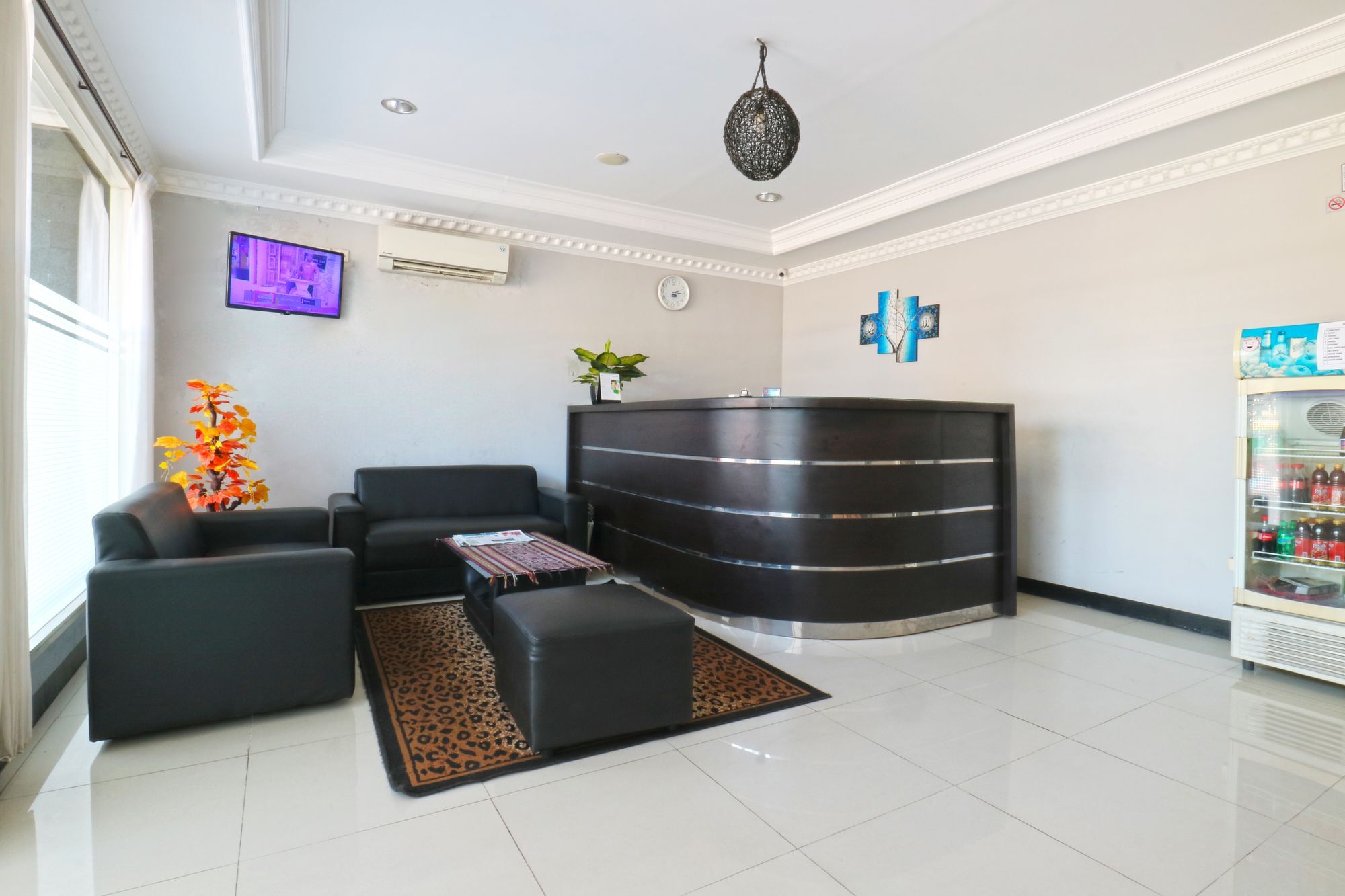 Losmen Family Syariah Bypass Juanda Mitra Reddoorz Brebek Exterior foto