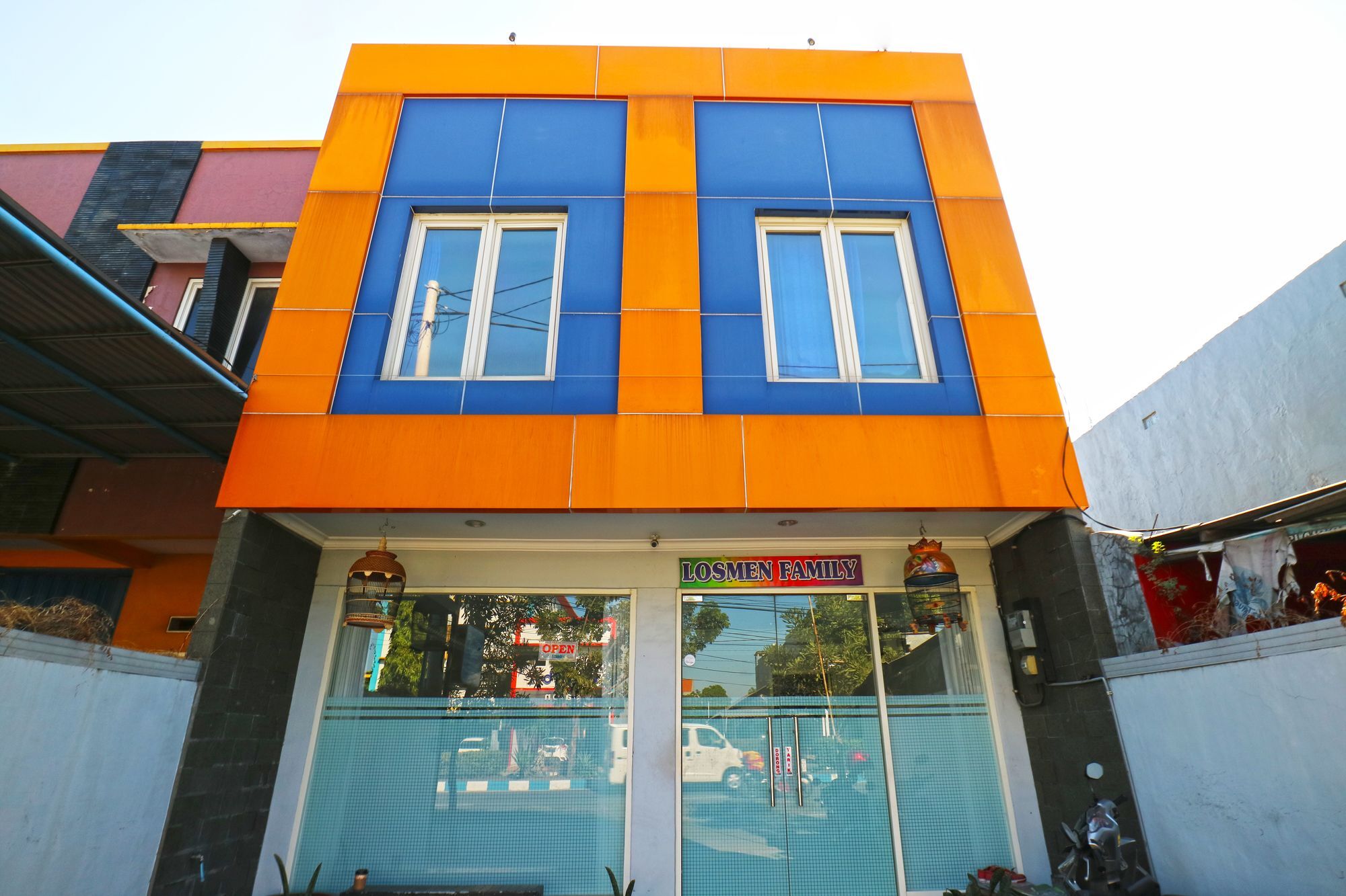 Losmen Family Syariah Bypass Juanda Mitra Reddoorz Brebek Exterior foto